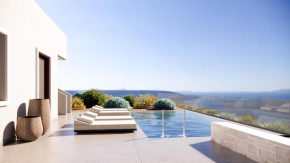 SeaWave Villa II, By Hellocrete